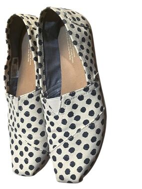 TOMS Classic Alpargata Slip Ons Women's 8 Polka Dot Canvas Cream Navy Blue